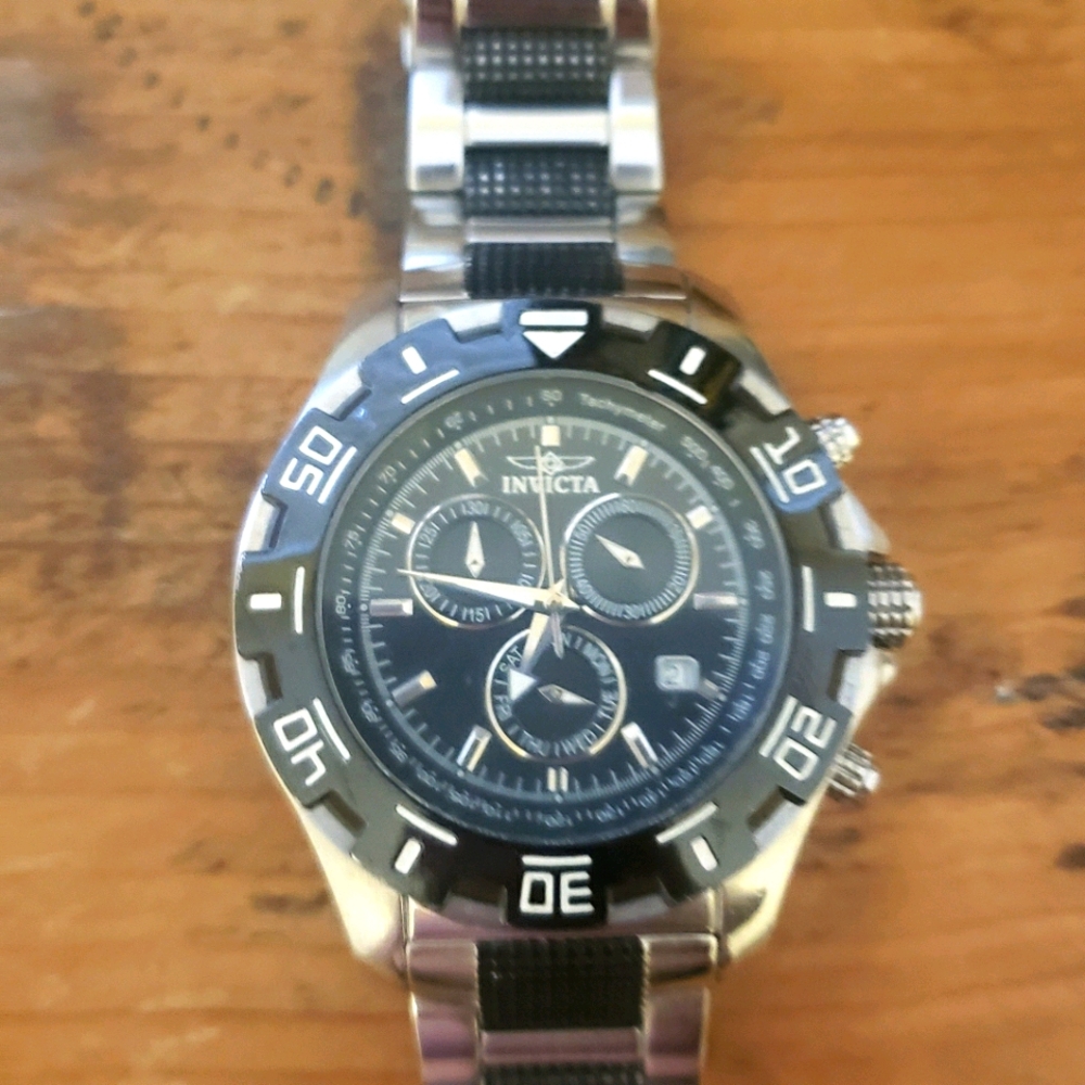 Invicta Mens Watch - Picture 1 of 1